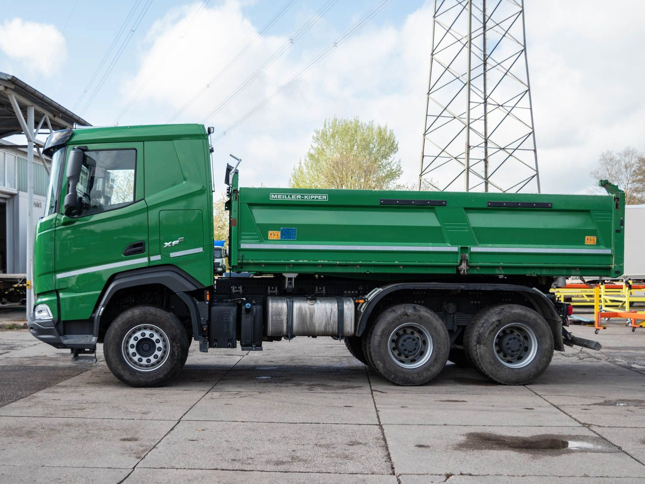 DAF FAT XFC 530 SL Meiller TRIGENIUS D 316 DAF FAT XFC 530 SL Meiller TRIGENIUS D 316 - Istovarivač: slika 2 DAF FAT XFC 530 SL Meiller TRIGENIUS D 316 DAF FAT XFC 530 SL Meiller TRIGENIUS D 316 - Istovarivač: slika 2