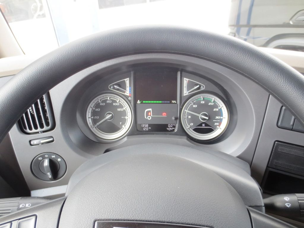 Kamion za prevoz boca DAF LF 310 18t Zikun Getränkeaufbau DAF LF 310 18t Zikun Getränkeaufbau: slika 25