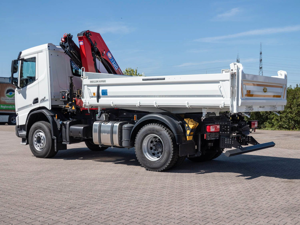DAF XDC 370 FA Meiller Krankipper HMF DAF XDC 370 FA Meiller Krankipper HMF - Istovarivač: slika 5 DAF XDC 370 FA Meiller Krankipper HMF DAF XDC 370 FA Meiller Krankipper HMF - Istovarivač: slika 5