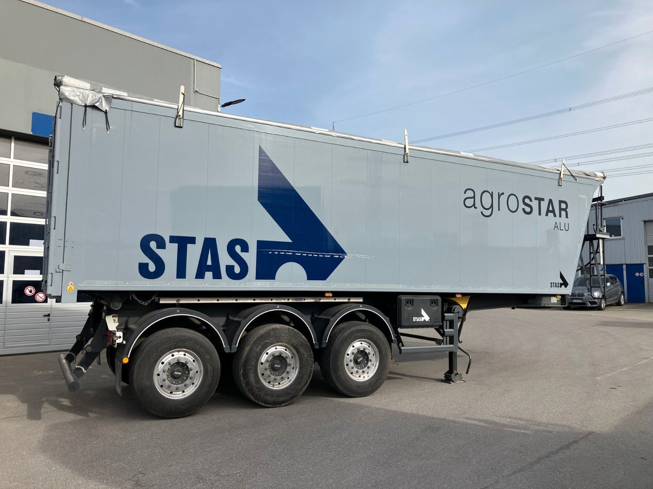 Stas AgroStar 47,3 cbm Alu-Kippsattelauflieger - Poluprikolica istovarivača: slika 5 Stas AgroStar 47,3 cbm Alu-Kippsattelauflieger - Poluprikolica istovarivača: slika 5