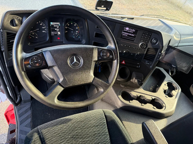 Kamion sa zatvorenim sandukom Mercedes-Benz Antos 2027 LL: slika 13 Kamion sa zatvorenim sandukom Mercedes-Benz Antos 2027 LL: slika 13