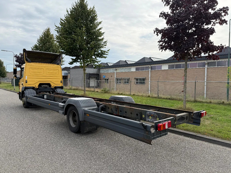 Mercedes-Benz Atego 1318 L - Kamion sa golom šasijom i zatvorenom kabinom: slika 5 Mercedes-Benz Atego 1318 L - Kamion sa golom šasijom i zatvorenom kabinom: slika 5