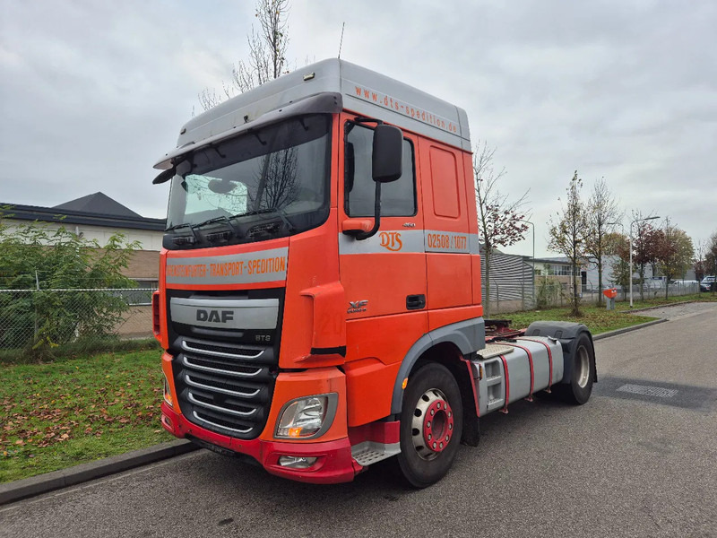 DAF XF 105.460 460 retarder - Tegljač: slika 1 DAF XF 105.460 460 retarder - Tegljač: slika 1