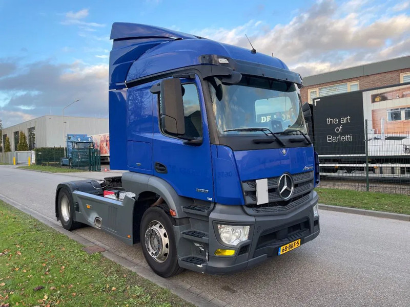 Mercedes-Benz Actros 1833 ! 2018 - Tegljač: slika 2 Mercedes-Benz Actros 1833 ! 2018 - Tegljač: slika 2