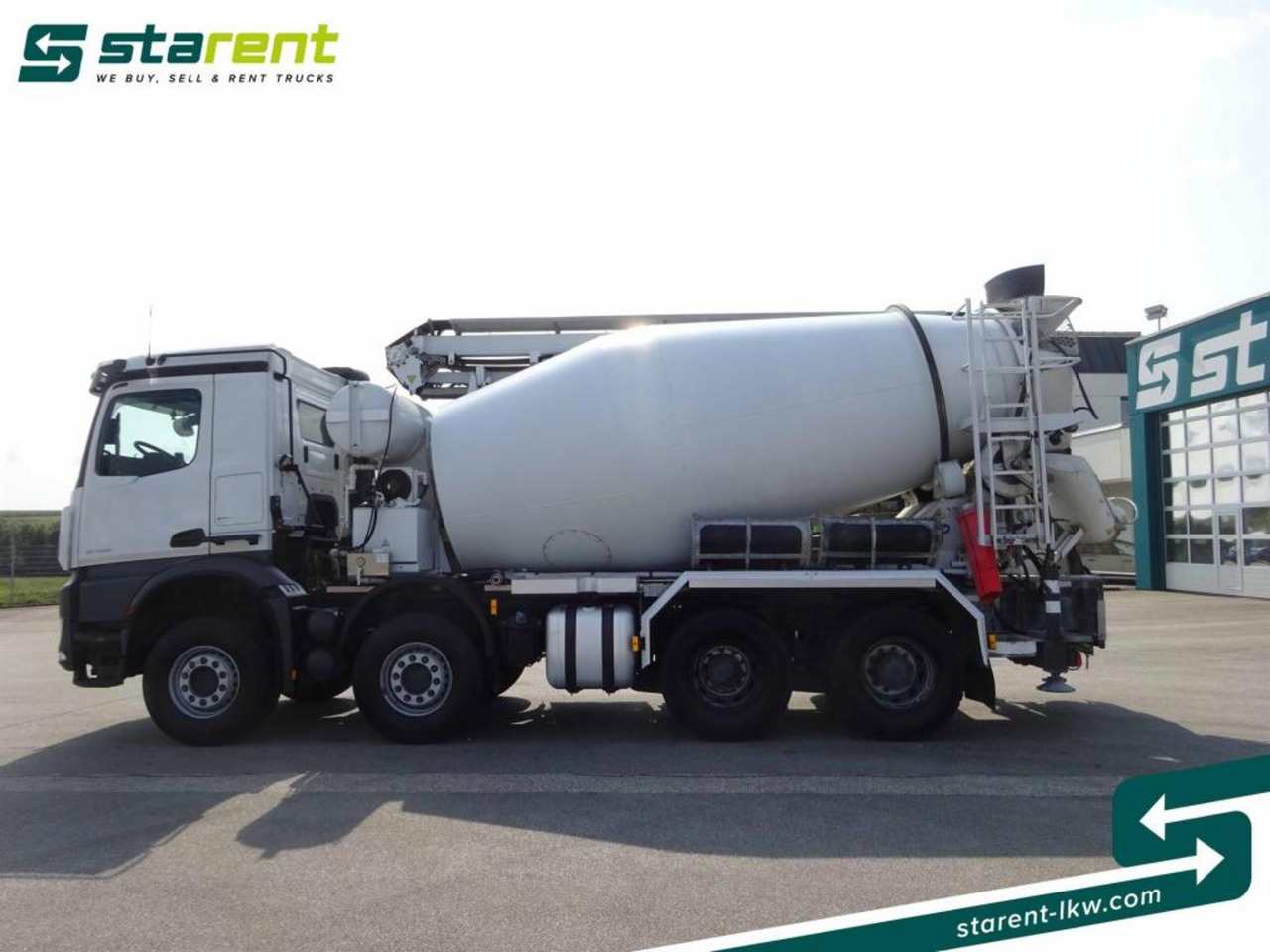 Mikser za beton Mercedes Benz Arocs 3748 8x4 Liebherr Betonmischer + Förderband: slika 8
