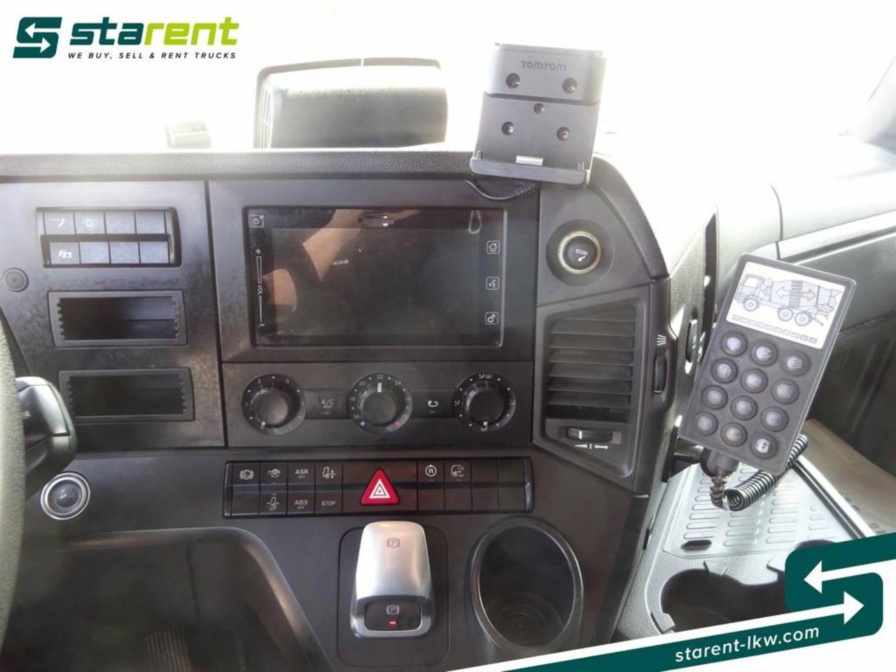 Mikser za beton Mercedes Benz Arocs 3748 8x4 Liebherr Betonmischer + Förderband: slika 17