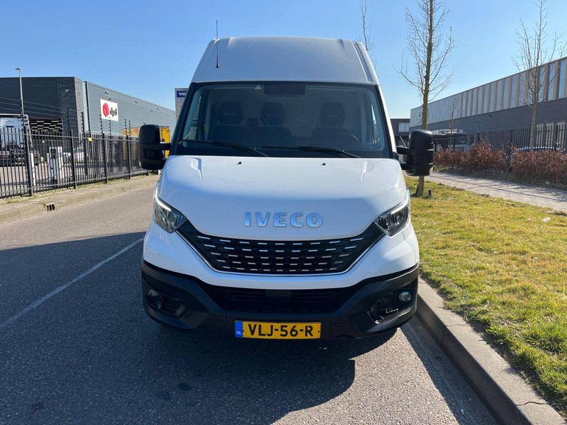 Iveco Daily 35 S 16V, Hi-Matic, 352 L H3, Airco, Camera - Furgon: slika 4 Iveco Daily 35 S 16V, Hi-Matic, 352 L H3, Airco, Camera - Furgon: slika 4