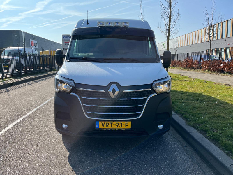 Renault Master 135,35 L3 H2, Zonneklep/Sun visor, Verstralers/Beam lights - Furgon: slika 4 Renault Master 135,35 L3 H2, Zonneklep/Sun visor, Verstralers/Beam lights - Furgon: slika 4