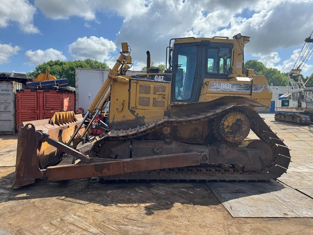 CAT D 6 R LGP - Buldožer: slika 2 CAT D 6 R LGP - Buldožer: slika 2