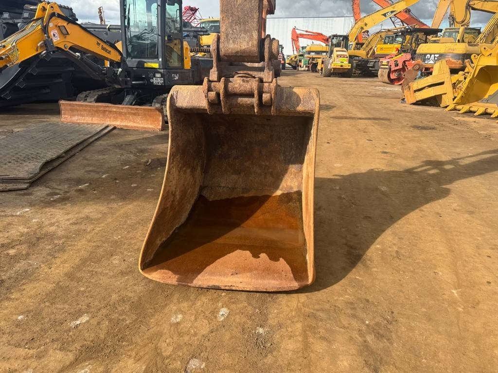 Bager Doosan DX 300 LC ( 4.690 original hours 18M long reach ): slika 11