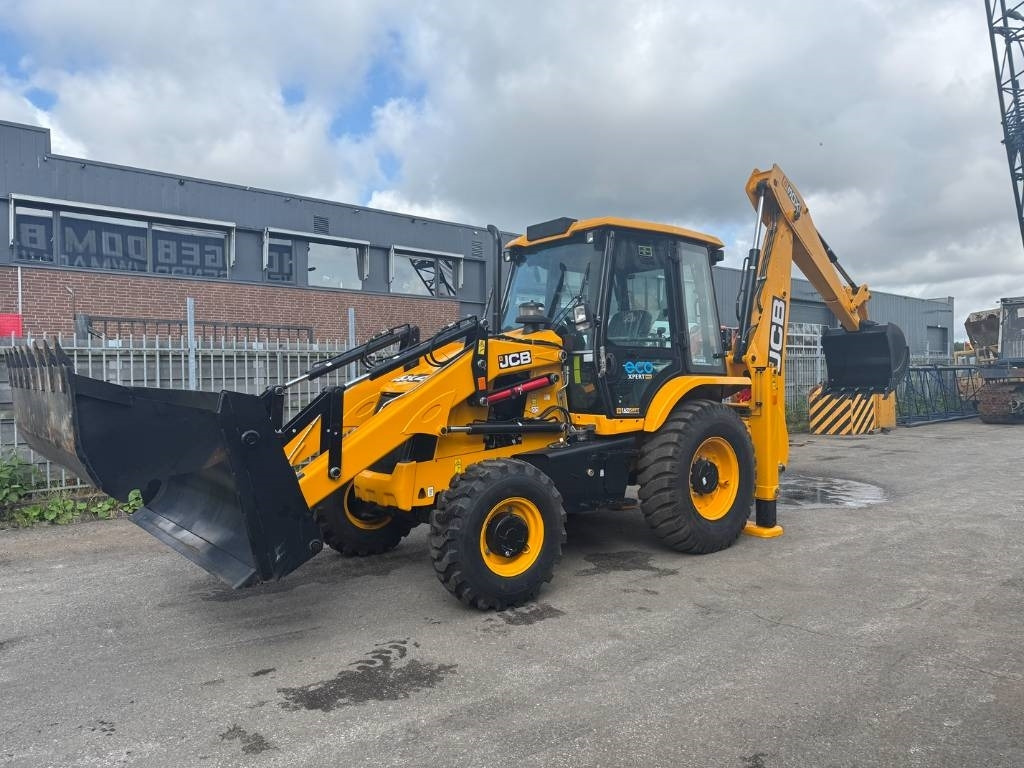 JCB 3 CX ECO 6 in 1 bucket ( UNUSED ) - Bager utovarivač: slika 2 JCB 3 CX ECO 6 in 1 bucket ( UNUSED ) - Bager utovarivač: slika 2