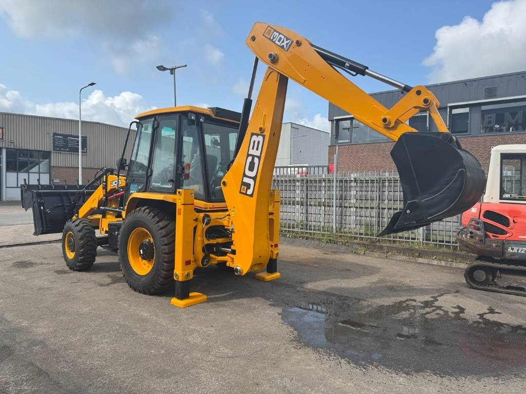 JCB 3 CX ECO 6 in 1 bucket ( UNUSED ) - Bager utovarivač: slika 3 JCB 3 CX ECO 6 in 1 bucket ( UNUSED ) - Bager utovarivač: slika 3