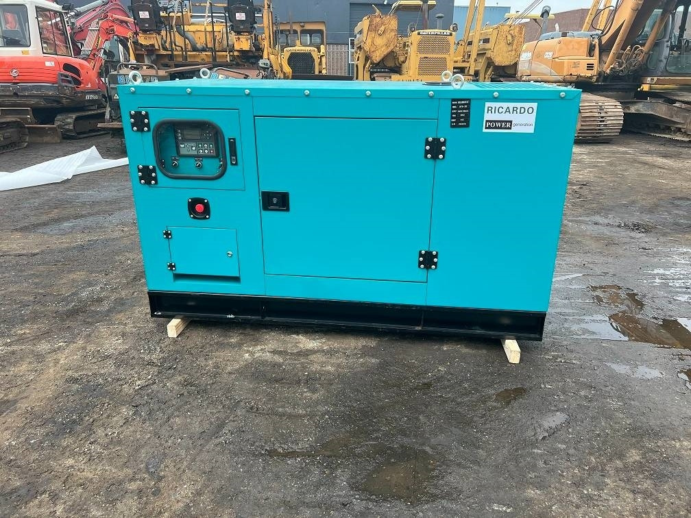 Ricardo 20KVA 16KW SILENT GENERATOR 3 PHASE 50HZ 400V NEW - Set generatora: slika 2 Ricardo 20KVA 16KW SILENT GENERATOR 3 PHASE 50HZ 400V NEW - Set generatora: slika 2