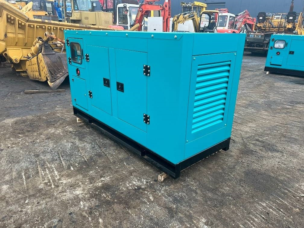 Ricardo 50KVA 40KW SILENT GENERATOR 3 PHASE 50HZ 400V NEW - Set generatora: slika 2 Ricardo 50KVA 40KW SILENT GENERATOR 3 PHASE 50HZ 400V NEW - Set generatora: slika 2