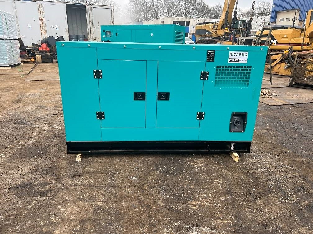 Ricardo 50KVA 40KW SILENT GENERATOR 3 PHASE 50HZ 400V NEW - Set generatora: slika 5 Ricardo 50KVA 40KW SILENT GENERATOR 3 PHASE 50HZ 400V NEW - Set generatora: slika 5