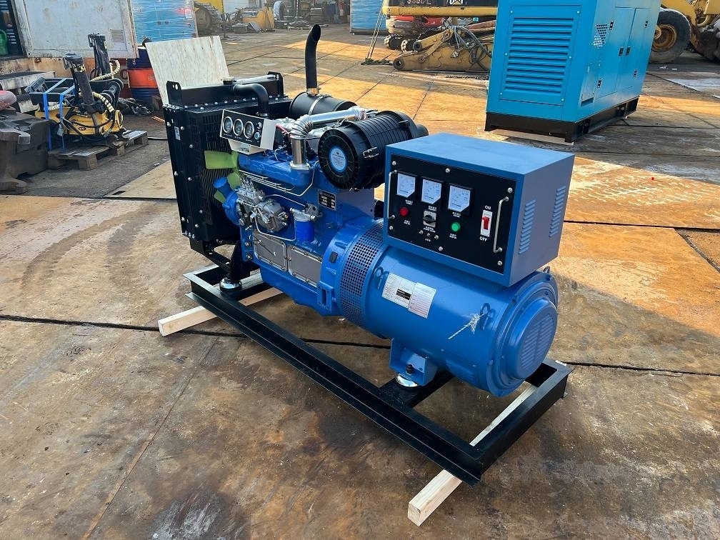Ricardo 50kva (40kw) generator 3 phase 50hz 400v unused - Set generatora: slika 2 Ricardo 50kva (40kw) generator 3 phase 50hz 400v unused - Set generatora: slika 2