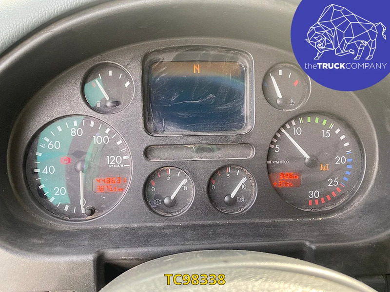 DAF CF 85 340 - Kamion za prevoz kontejnera/ Kamion sa promenjivim sandukom: slika 3 DAF CF 85 340 - Kamion za prevoz kontejnera/ Kamion sa promenjivim sandukom: slika 3