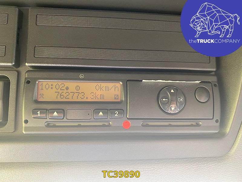 DAF LF 55 220 - Kamion sa ceradom: slika 2 DAF LF 55 220 - Kamion sa ceradom: slika 2