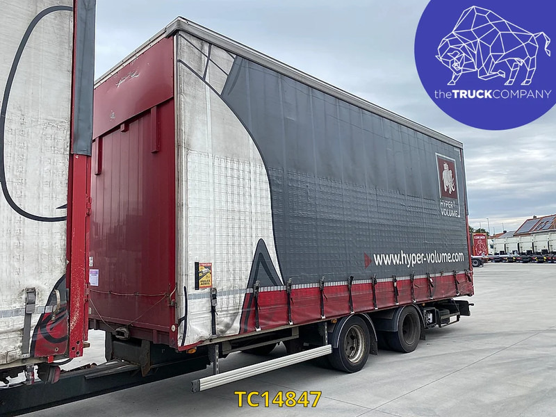Fruehauf - Prikolica sa ceradom: slika 1 Fruehauf - Prikolica sa ceradom: slika 1