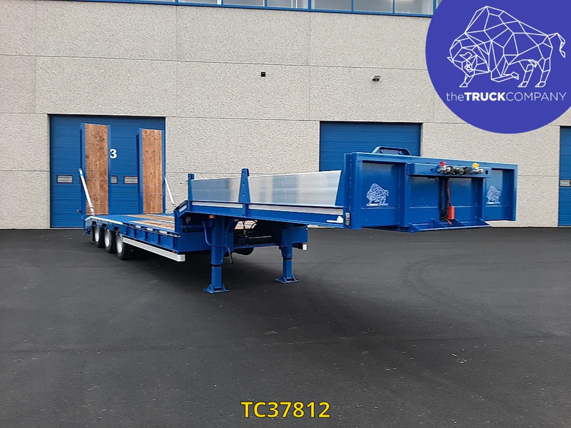 Hoet Trailers - Niska poluprikolica za prevoz: slika 1 Hoet Trailers - Niska poluprikolica za prevoz: slika 1