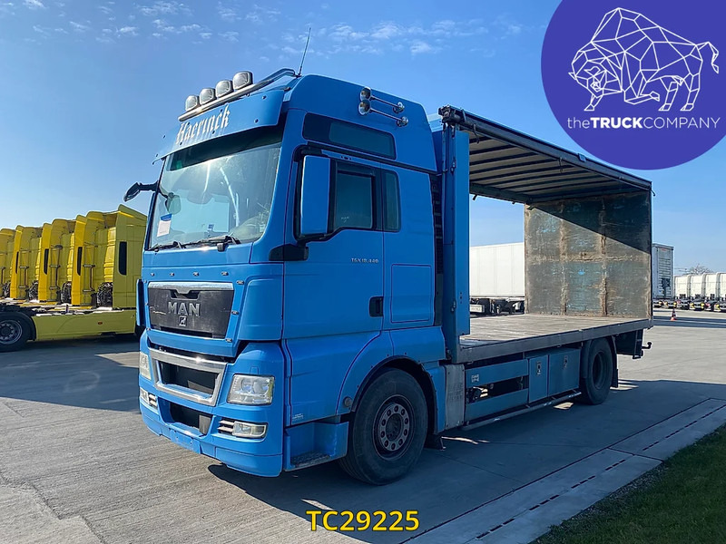 MAN TGX 440 - Kamion sa tovarnim sandukom: slika 1 MAN TGX 440 - Kamion sa tovarnim sandukom: slika 1