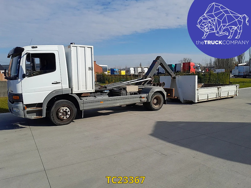 Mercedes-Benz Atego 1217 - Kamion za prevoz kontejnera/ Kamion sa promenjivim sandukom: slika 5 Mercedes-Benz Atego 1217 - Kamion za prevoz kontejnera/ Kamion sa promenjivim sandukom: slika 5