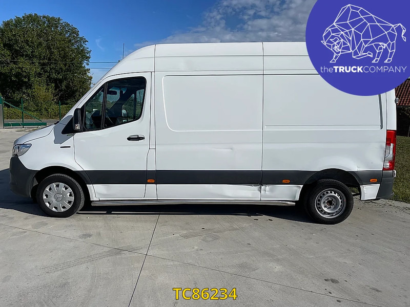 Mercedes-Benz E-Sprinter L2H2 41kWh - Furgon, Električno dostavno vozilo: slika 2 Mercedes-Benz E-Sprinter L2H2 41kWh - Furgon, Električno dostavno vozilo: slika 2