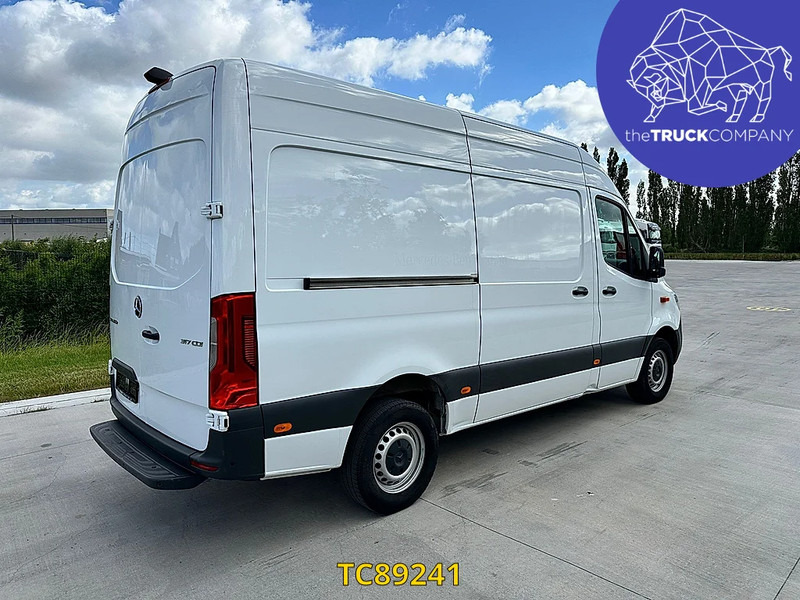 Mercedes-Benz Sprinter 317 CDI L2H2 - Furgon: slika 3 Mercedes-Benz Sprinter 317 CDI L2H2 - Furgon: slika 3