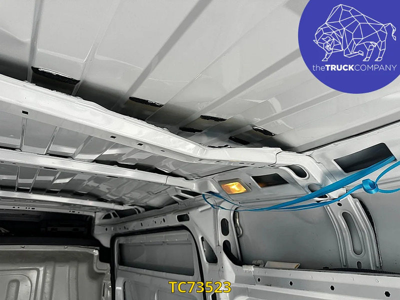 Opel Movano 2.0 CDTI - L3H2 - ACCIDENT - Furgon: slika 4 Opel Movano 2.0 CDTI - L3H2 - ACCIDENT - Furgon: slika 4