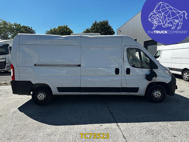 Opel Movano 2.0 CDTI - L3H2 - ACCIDENT - Furgon: slika 2 Opel Movano 2.0 CDTI - L3H2 - ACCIDENT - Furgon: slika 2