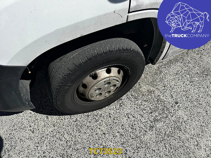 Opel Movano 2.0 CDTI - L3H2 - ACCIDENT - Furgon: slika 5 Opel Movano 2.0 CDTI - L3H2 - ACCIDENT - Furgon: slika 5