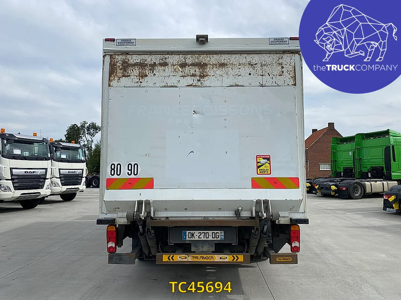 Renault D 210 - Kamion sa zatvorenim sandukom: slika 4 Renault D 210 - Kamion sa zatvorenim sandukom: slika 4