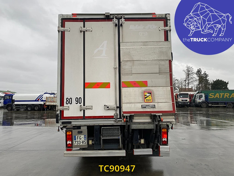 Renault D 210 - Hladnjača: slika 4 Renault D 210 - Hladnjača: slika 4