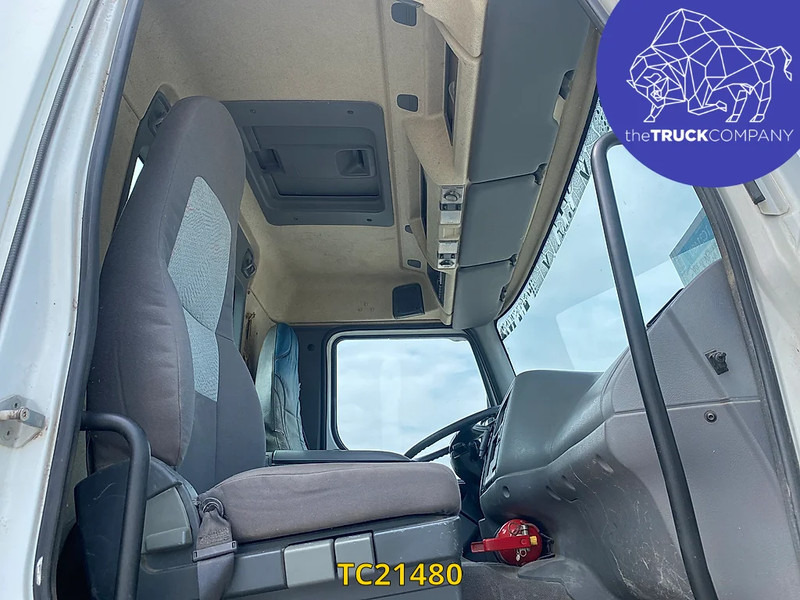 Renault Kerax 370 - Kamion za prevoz kontejnera/ Kamion sa promenjivim sandukom: slika 4 Renault Kerax 370 - Kamion za prevoz kontejnera/ Kamion sa promenjivim sandukom: slika 4
