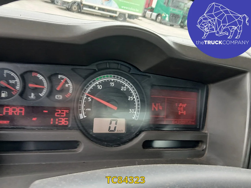 Renault Kerax - Kamion za prevoz kontejnera/ Kamion sa promenjivim sandukom: slika 4 Renault Kerax - Kamion za prevoz kontejnera/ Kamion sa promenjivim sandukom: slika 4