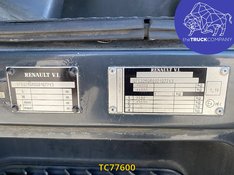 Renault Premium 320 - Kamion sa zatvorenim sandukom: slika 2 Renault Premium 320 - Kamion sa zatvorenim sandukom: slika 2