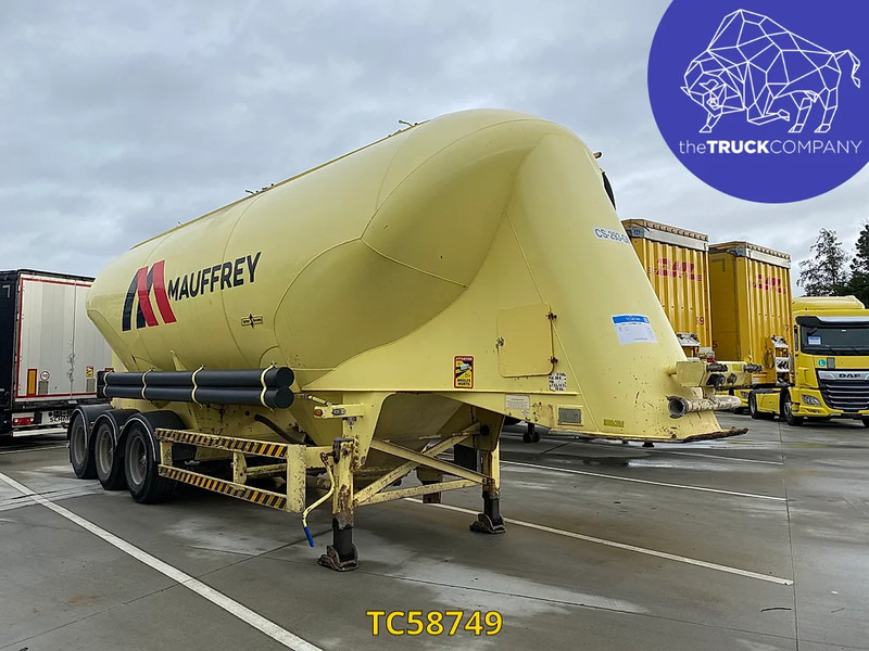 SPITZER - Poluprikolica cisterna: slika 4 SPITZER - Poluprikolica cisterna: slika 4