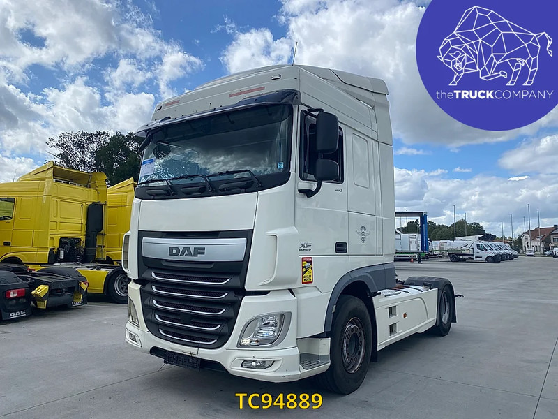 DAF XF 105 460 - Tegljač: slika 1 DAF XF 105 460 - Tegljač: slika 1