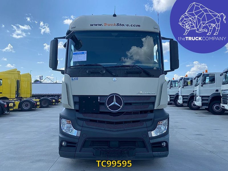 Mercedes-Benz Actros 1843 - Tegljač: slika 2 Mercedes-Benz Actros 1843 - Tegljač: slika 2