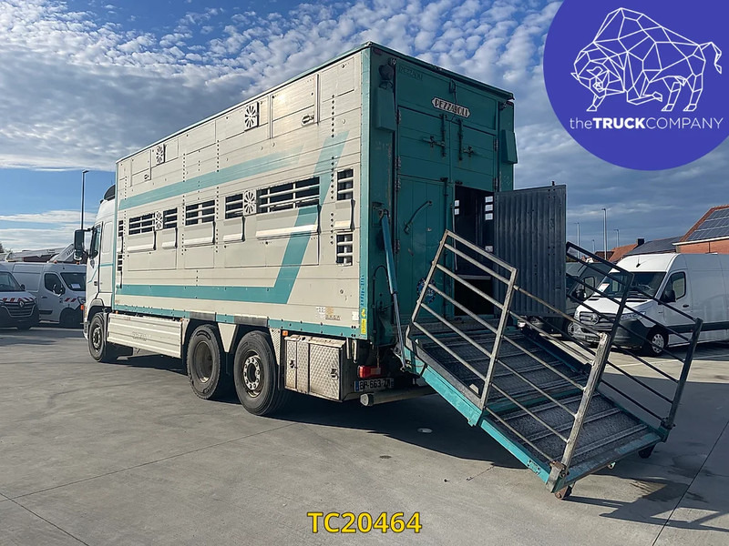 Volvo FH 480 - Kamion za prevoz stoke: slika 2 Volvo FH 480 - Kamion za prevoz stoke: slika 2