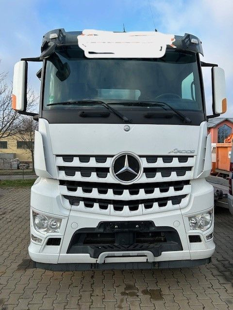 Mercedes-Benz 2545 Kran FASSI F195AS Mercedes-Benz 2545 Kran FASSI F195AS - Kamion sa tovarnim sandukom, Kamion sa dizalicom: slika 4 Mercedes-Benz 2545 Kran FASSI F195AS Mercedes-Benz 2545 Kran FASSI F195AS - Kamion sa tovarnim sandukom, Kamion sa dizalicom: slika 4