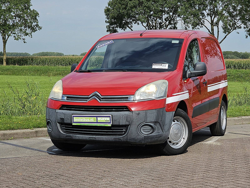 Citroën Berlingo 1.6 L1 Trekhaak - Dostavno vozilo sa zatvorenim sandukom: slika 1 Citroën Berlingo 1.6 L1 Trekhaak - Dostavno vozilo sa zatvorenim sandukom: slika 1