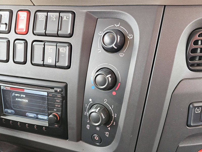 DAF LF 260 16T AIRCO TAILLIFT DAF LF 260 16T AIRCO TAILLIFT: slika 10 DAF LF 260 16T AIRCO TAILLIFT DAF LF 260 16T AIRCO TAILLIFT: slika 10