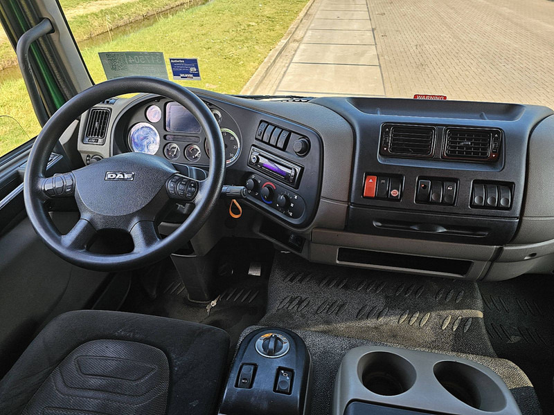 Interior photo 1: DAF LF 55.220 11.9T MULTITEMP LIFT DAF LF 55.220 11.9T MULTITEMP LIFT Interior photo 1: DAF LF 55.220 11.9T MULTITEMP LIFT DAF LF 55.220 11.9T MULTITEMP LIFT
