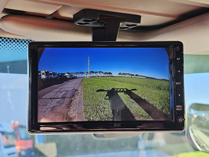 Kamion sa golom šasijom i zatvorenom kabinom DAF XB 290 19T WB 530 NEW: slika 10 Kamion sa golom šasijom i zatvorenom kabinom DAF XB 290 19T WB 530 NEW: slika 10