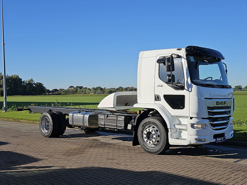 DAF XB 290 19T WB 530 NEW - Kamion sa golom šasijom i zatvorenom kabinom: slika 5 DAF XB 290 19T WB 530 NEW - Kamion sa golom šasijom i zatvorenom kabinom: slika 5