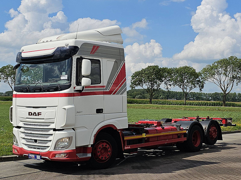 DAF XF 480 6x2*4 - Kamion za prevoz kontejnera/ Kamion sa promenjivim sandukom: slika 2 DAF XF 480 6x2*4 - Kamion za prevoz kontejnera/ Kamion sa promenjivim sandukom: slika 2