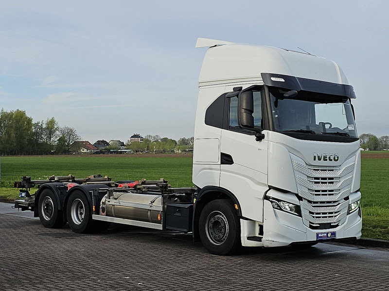 Iveco S-WAY AS260S46 LNG INT. STEERAXLE - Kamion za prevoz kontejnera/ Kamion sa promenjivim sandukom: slika 5 Iveco S-WAY AS260S46 LNG INT. STEERAXLE - Kamion za prevoz kontejnera/ Kamion sa promenjivim sandukom: slika 5