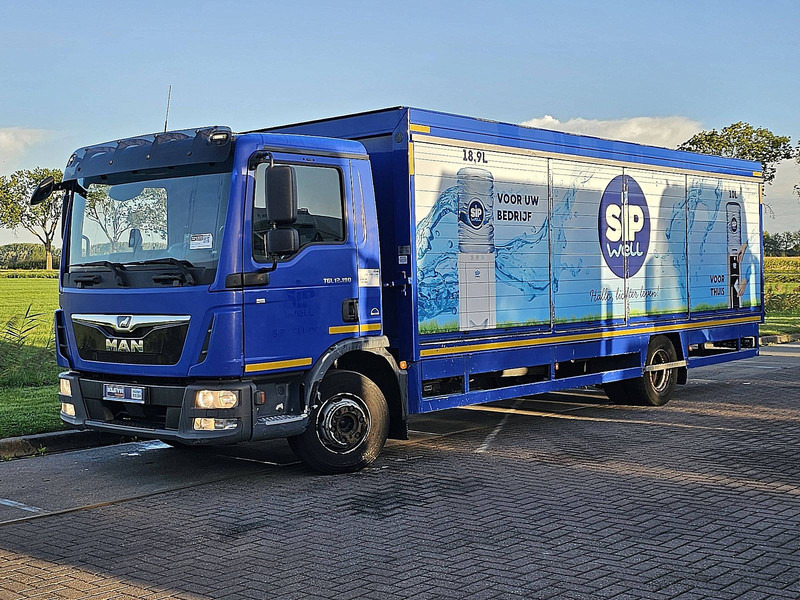 MAN 12.190 TGL AIRCO 3 SEATS NAVI - Kamion sa zatvorenim sandukom: slika 2 MAN 12.190 TGL AIRCO 3 SEATS NAVI - Kamion sa zatvorenim sandukom: slika 2