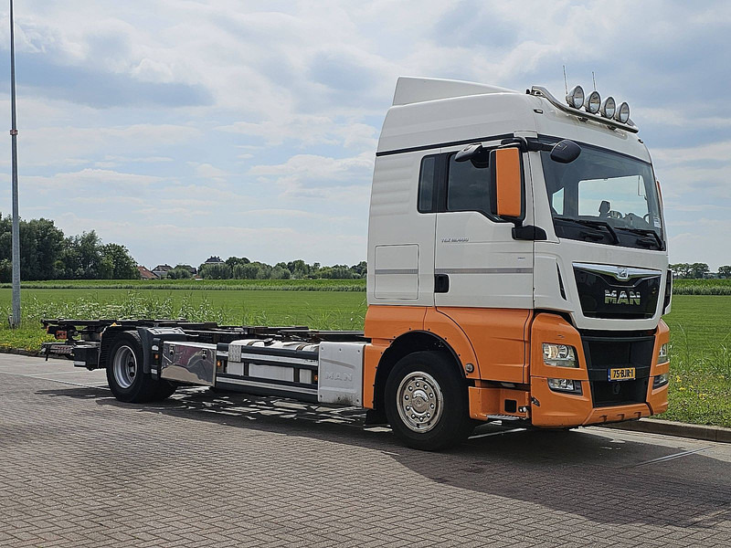 MAN 18.400 TGX XLX 4X2 2T LIFT INT. - Kamion za prevoz kontejnera/ Kamion sa promenjivim sandukom: slika 5 MAN 18.400 TGX XLX 4X2 2T LIFT INT. - Kamion za prevoz kontejnera/ Kamion sa promenjivim sandukom: slika 5